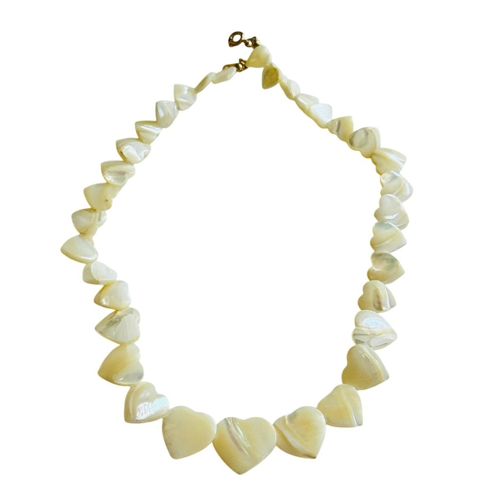 VTG Heart Graduated Beaded‎ collar Necklace MOP Natural Mother of pearl 16"
